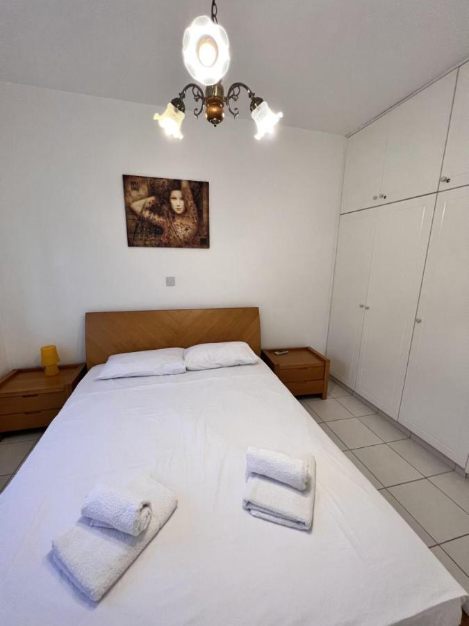 Iris Village Paphos Kültér fotó