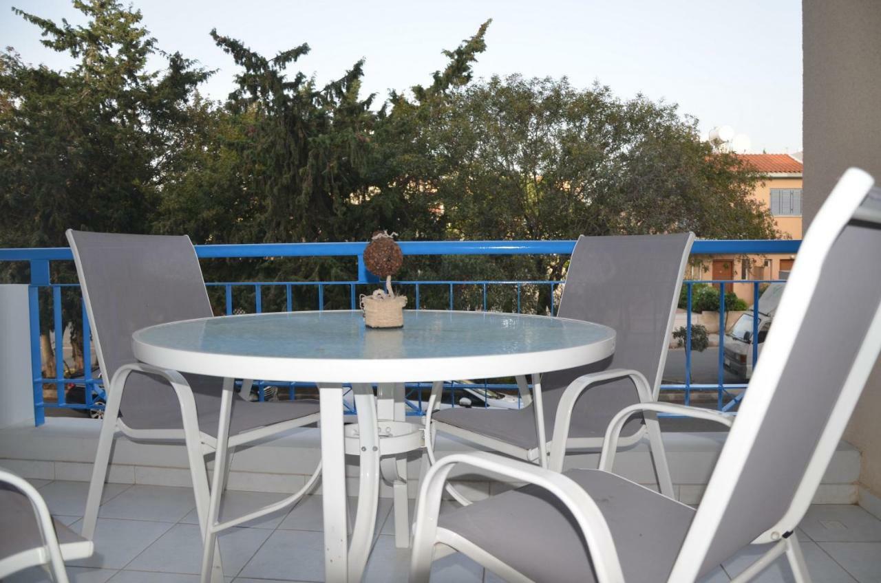Iris Village Paphos Kültér fotó